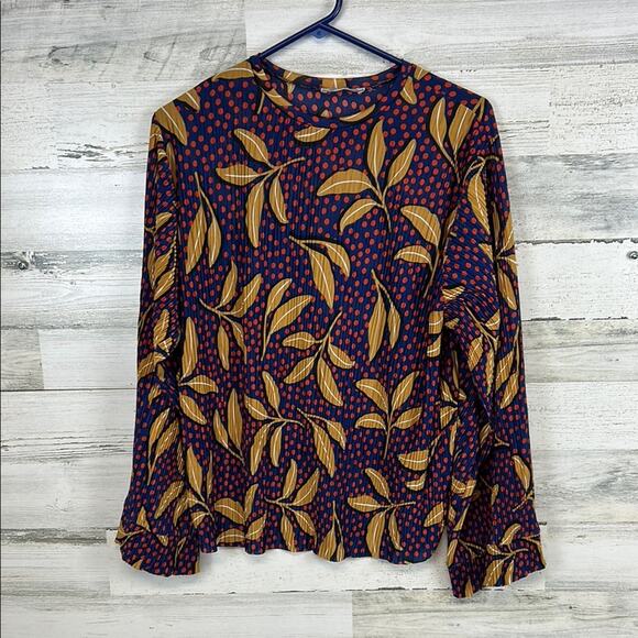 ZARA Patterned Pleated Flowy Blouse Top Shirt Women's Size Small Pleated - Picture 1 of 6